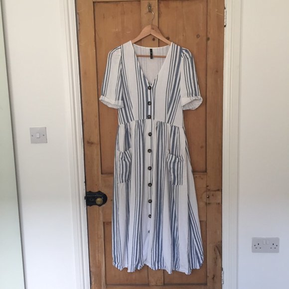 Linen stripped dress - Picture 1 of 3